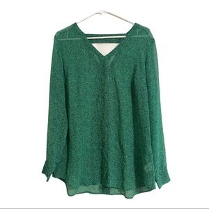 Cabi boutiful blouse size M green